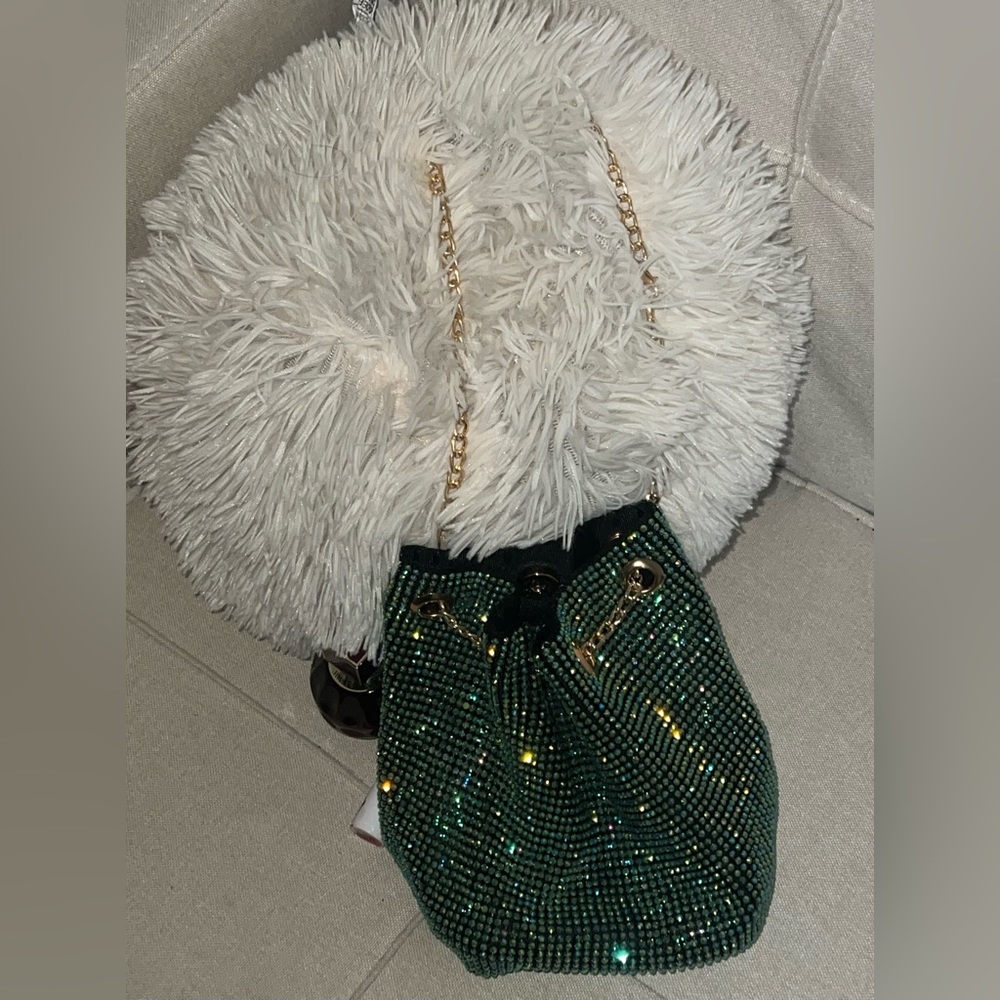 Money bag💰. Great accessory for any occasion!Worn twice. Pictures are unedited